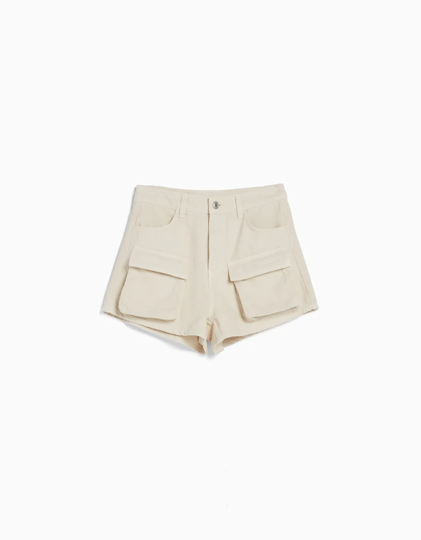 New Popular Women's Denim Shorts Beige with Two Cargo Pockets for Summer