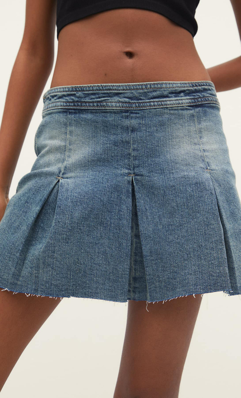 Low Rise Blue Denim Pleated Skirt Denim Mini Skirt