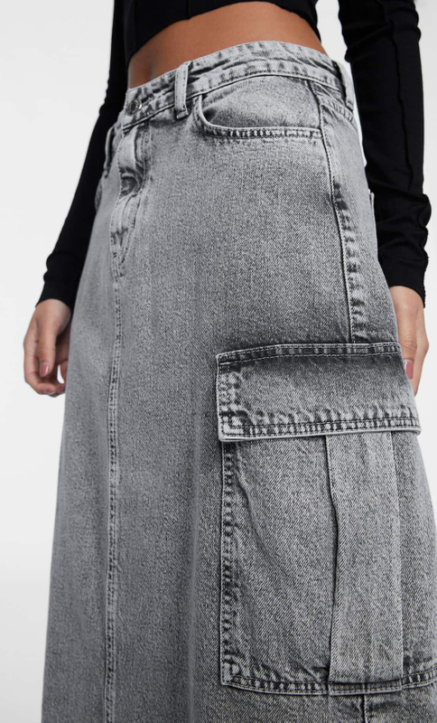 High-waisted Back Split Light Gray Denim Cargo Skirt