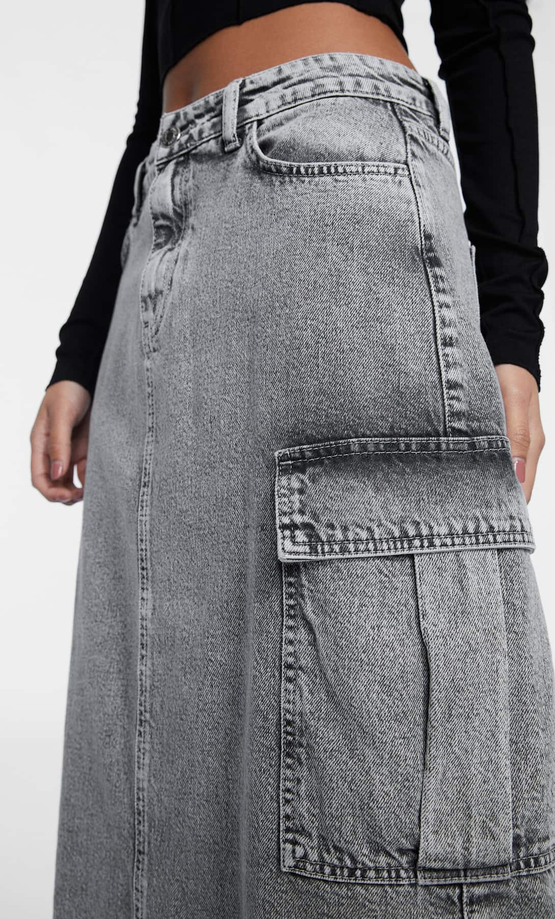 High-waisted Back Split Light Gray Denim Cargo Skirt