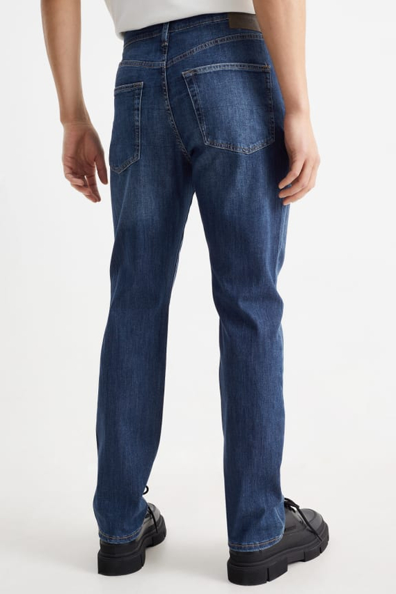 Classic Fashion Straight Blue Denim jeans for man